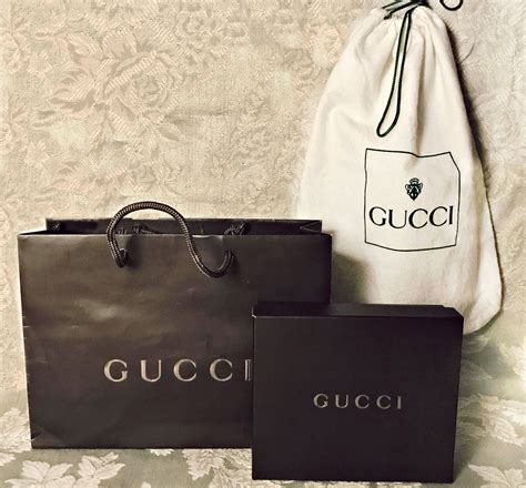 gucci gift pouch|tas Gucci original.